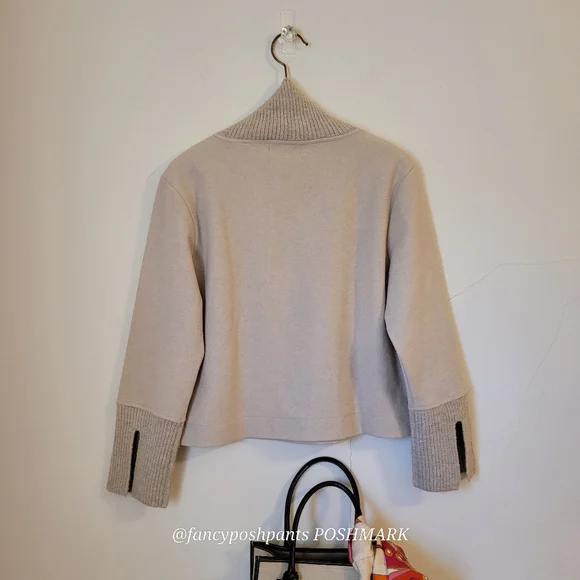 new!BANANA REPUBLIC fine structured ribknit turtleneck special split cuff detail - Picture 13 of 17